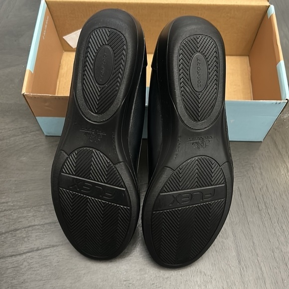 LIFESTRIDE I-Loyal Ballerina Flats ( WIDE) - Picture 3 of 8